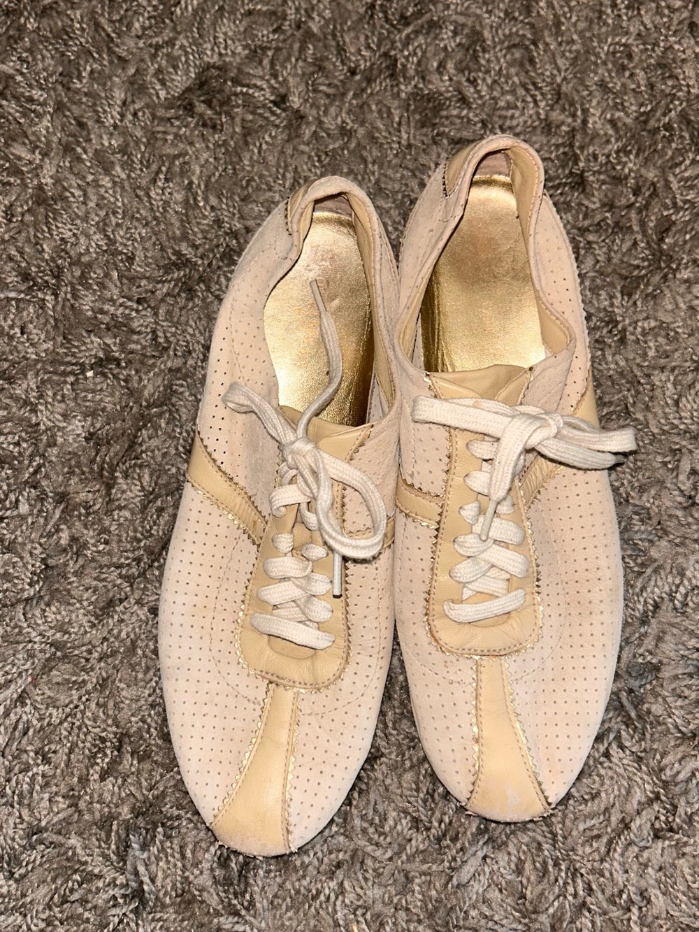Nike cole haan Women’s Light Cream/Gold Athletic Sneakers